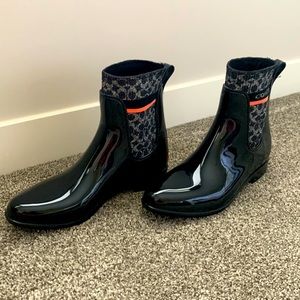 Coach, ankle height, black & pink boots. Size 11, but boot runs small.